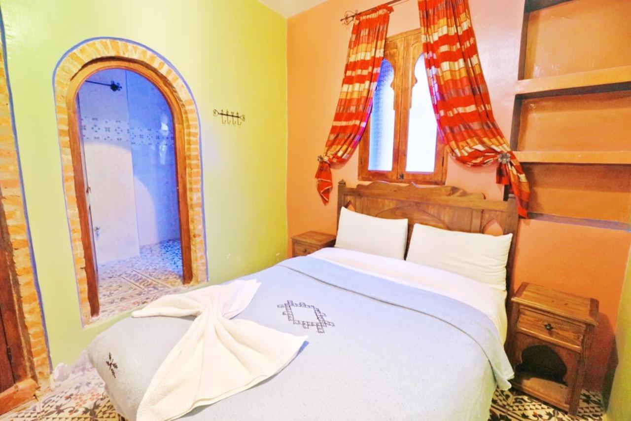 Aymane Rooftop Budget Panoramic Hotel Chefchaouen Exterior photo